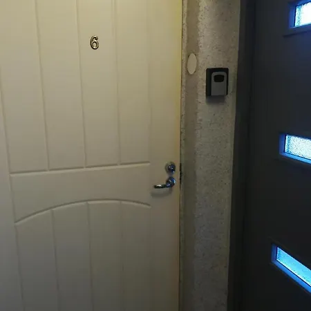 Metsakodu 6 Apartman *